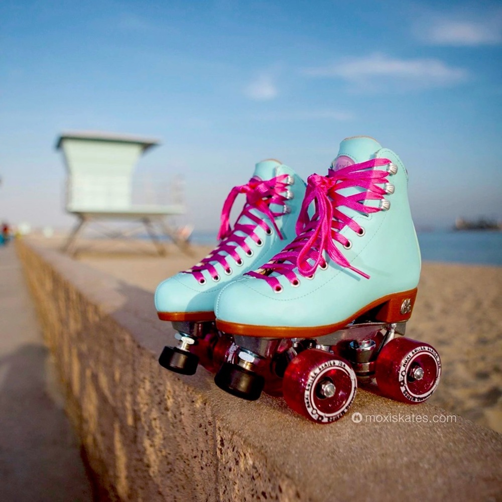 Moxi Beach Bunny Roller Skates